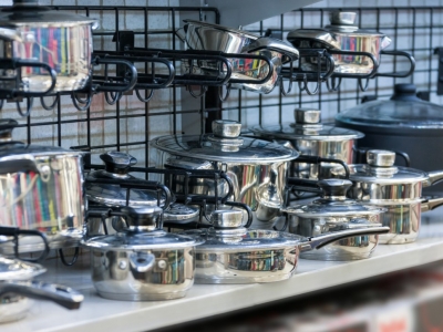 Comment les Étagères en Acier Inoxydable Optimisent-elles Votre Cuisine ?